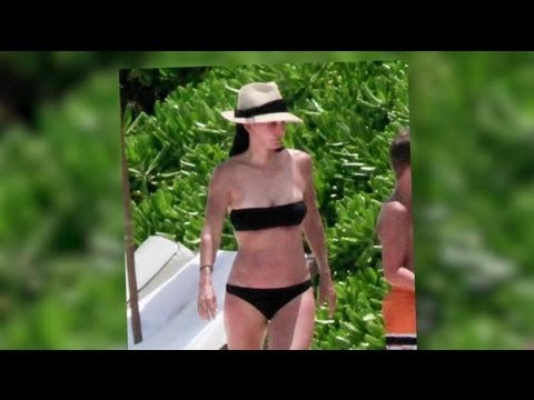 celebrity, swimsuit, Entertainment News, bikini, Courteney Cox bikini, Cour...