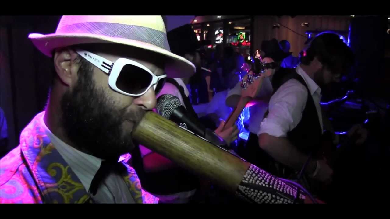 The Storks Play With Cranford Sons The Boardroom Hilton Head SC the-storks-play-with-cranford-sons-the-boardroom-hilton-head-sc