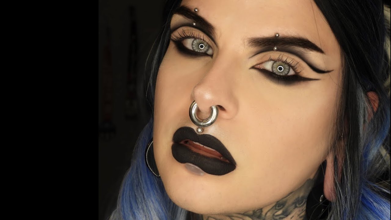 Ethereal Might And Knowledge – Goth Makeup Tutorial