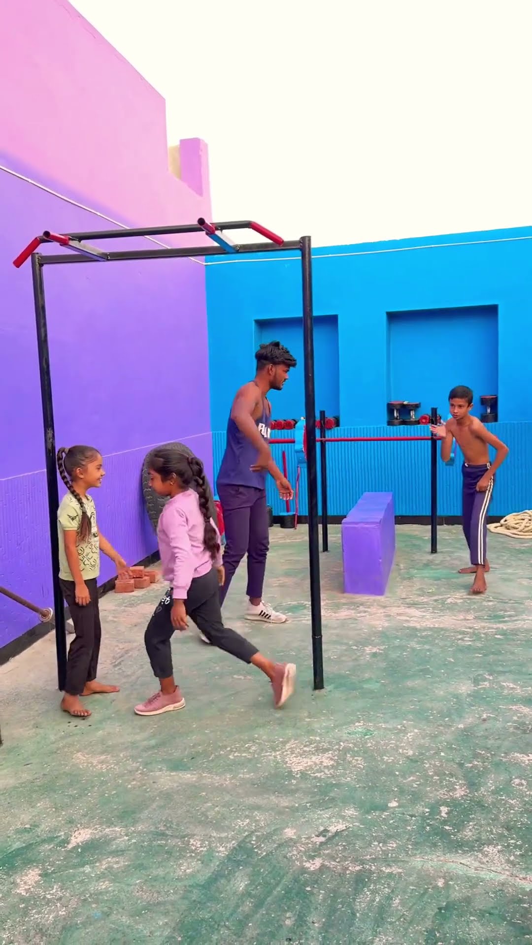 Video pura dekhna ??? #shortvideo #funnyvideo