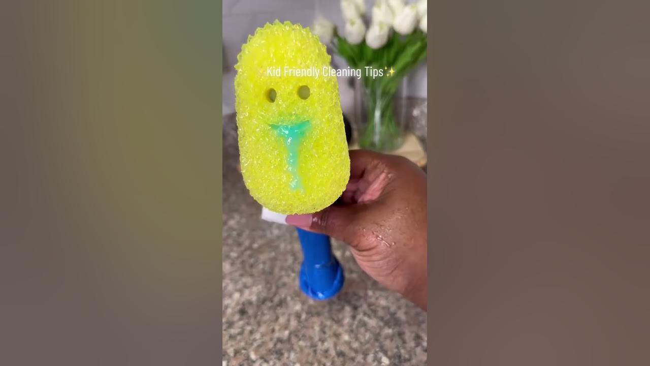 I know I’m not the only mama struggling with the pee stains! 😭 clean 