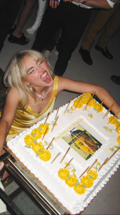 Sabrina Carpenter’s 25th birthday cake was a Leonardo DiCaprio meme 😂🎂 #shorts