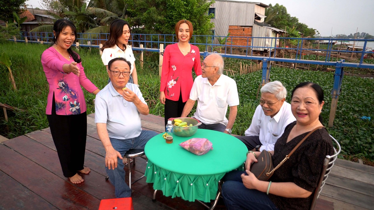 Đón Tiếp Gia Đình Chú Cường Cô Vân và Xem Dở Chà Bắt TÔM CÁ Toàn Món Ngon Cây Nhà Lá Vườn