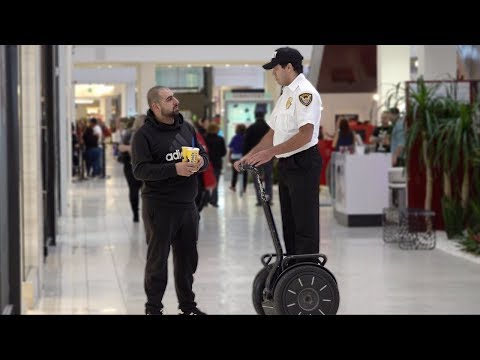fake-mall-cop-prank!
