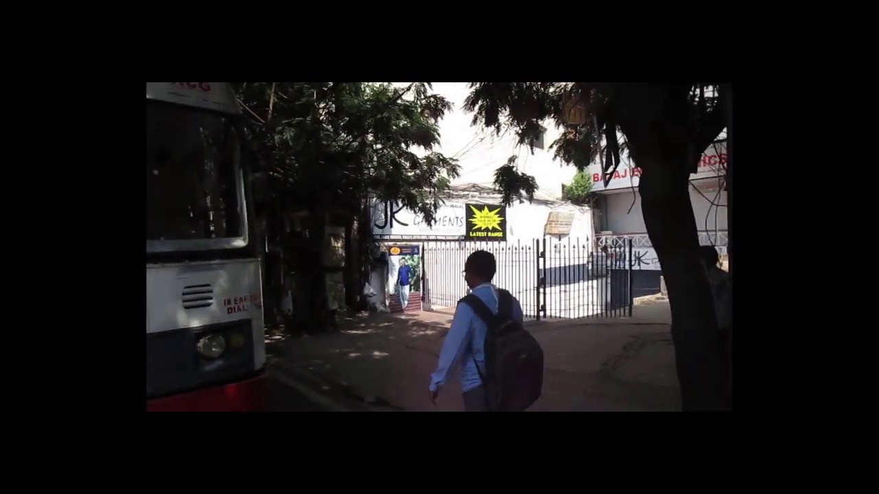 TO LET - Shop for Rent  Available in Prime Location  Kothi Bank Street Whole sale clothes market .