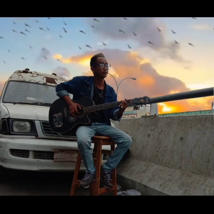 Hanya rindu Status WhatsApp bikin baper