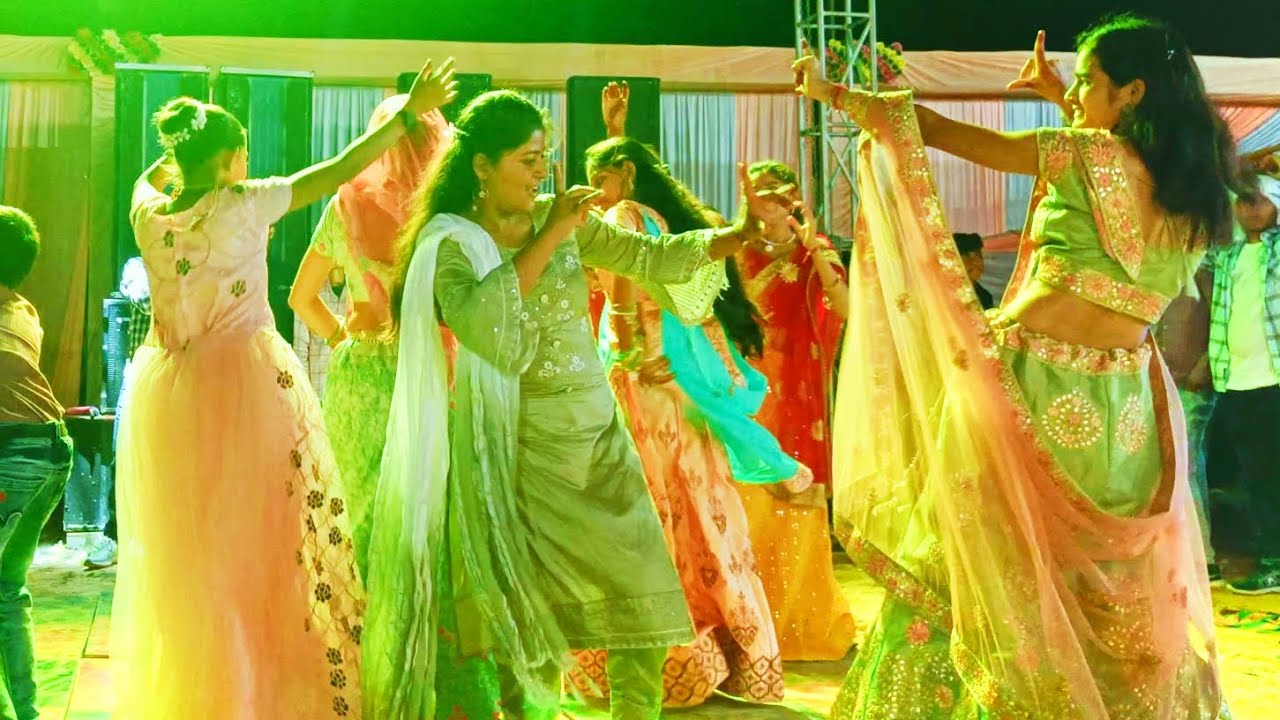 छोरी ले लू थारी सेल्फी घूंघट    कू ऊंचो डांट जबरदस्त डांस  new Meena geet #kalu_devta #newsong #dj