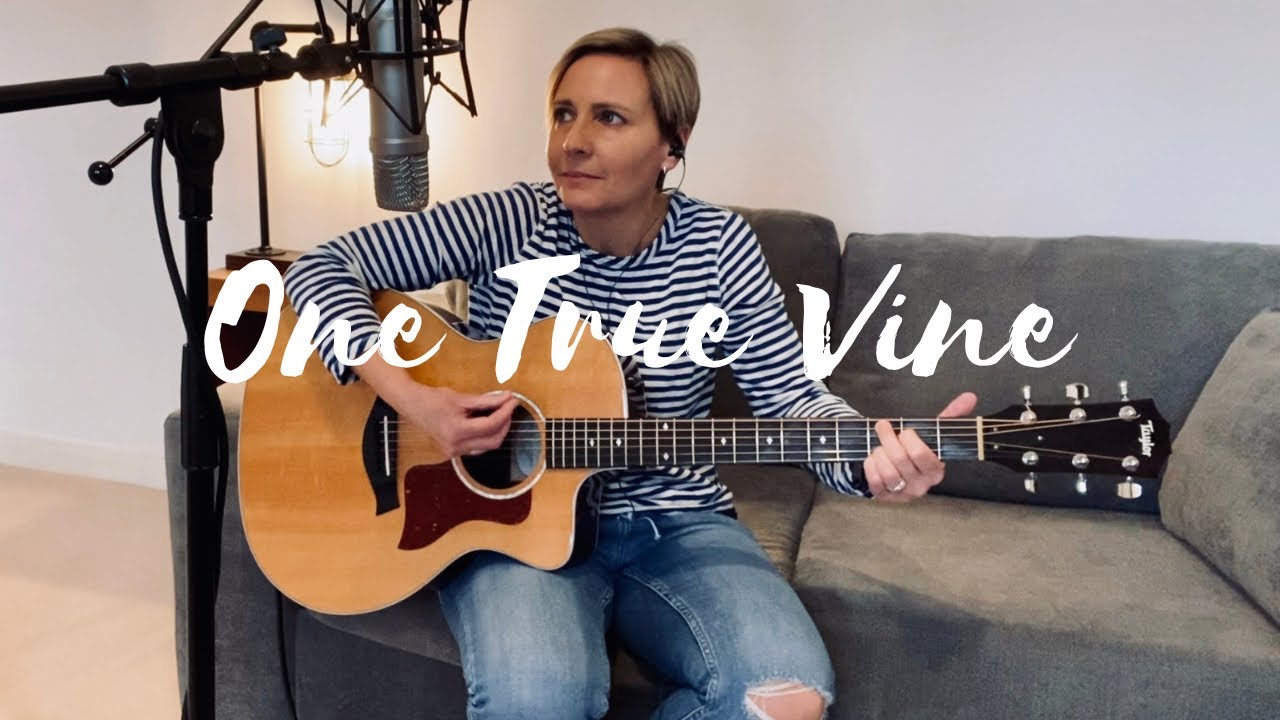 Regardez Emma Noonan - One True Vine [Acoustic Live Mix] sur YouTube