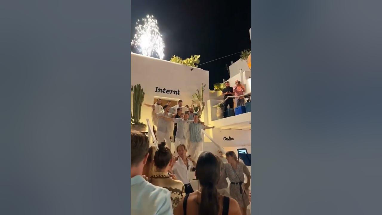 Mykonos greece 🇬🇷 #mykonos #interni #greecetiktok #shortvideo