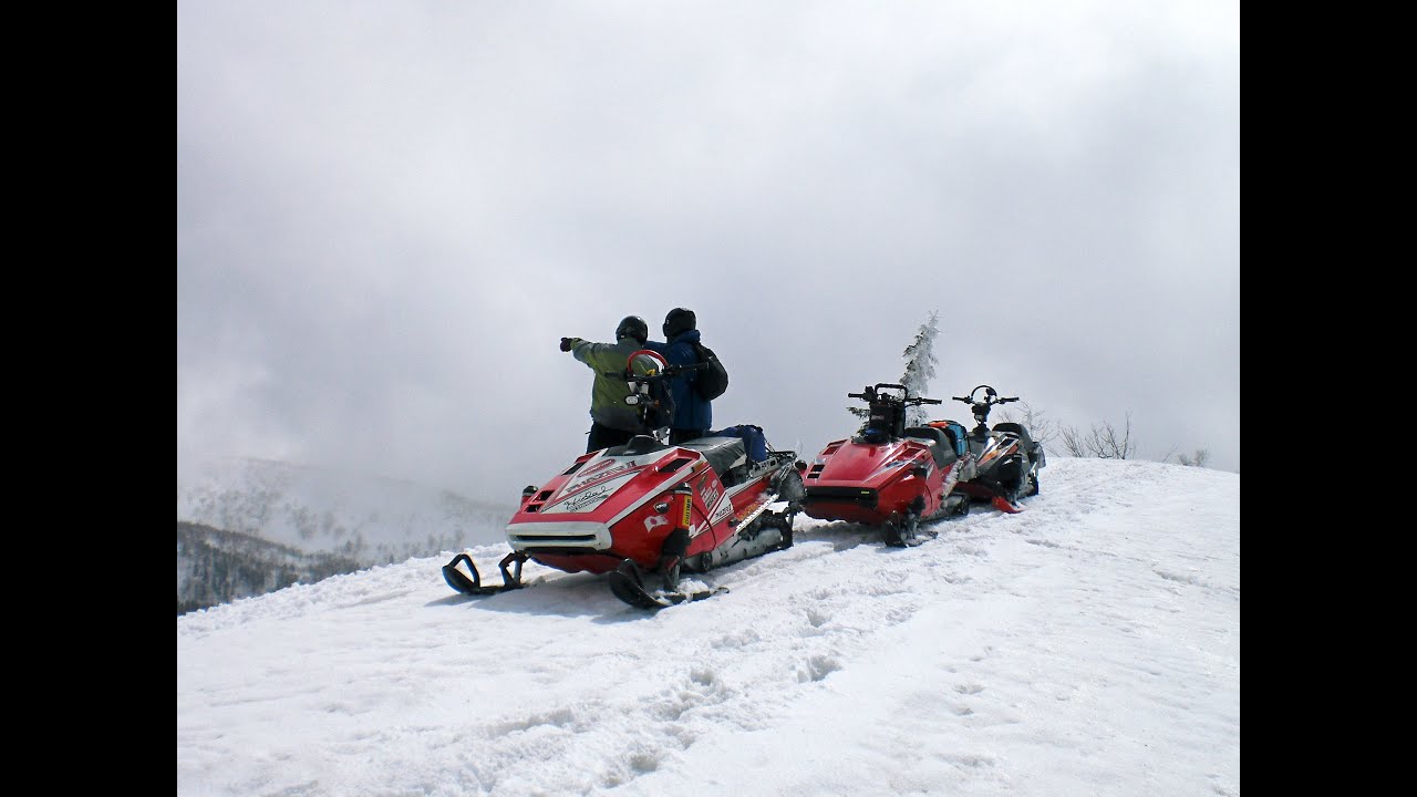 2021 5 2　スノーモービルPZ480ハイマーク争い（＾＾）M山裏　急斜面登り、旧車YAMAHA