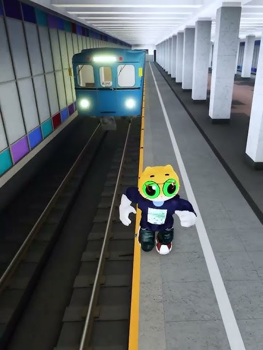 JUMPED under the train roblox simulator game automatic moscow metro #shorts #roblox