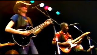 MUDDY WATERS &amp; JOHNNY WINTER - Walking Through The Park - 1981
