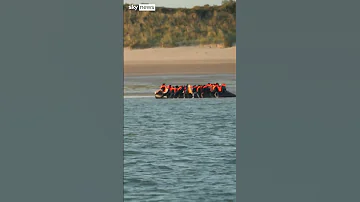 How Do People Smugglers Dodge French Police And Reach British Waters 
