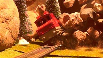 BRUTAL H0 Scale Model Train Crash, Fail & Explosion Compilation - Super Slow Motion 1000fps