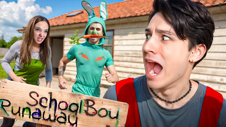 УБЕГАЮ ОТ РОБЛОКС КВИН И ЧУДО ЧАЯ В SCHOOLBOY RUNAWAY!😨