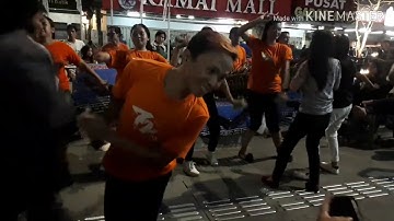 BISANE MUNG NYAWANG angklung rajawali malioboro