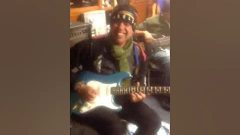 Jamming with Phillip Nichols and the Angels Caribb...