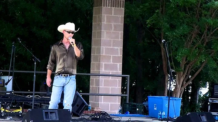 "Hello Darlin" cover Greg Crick "The Voice of Conw
