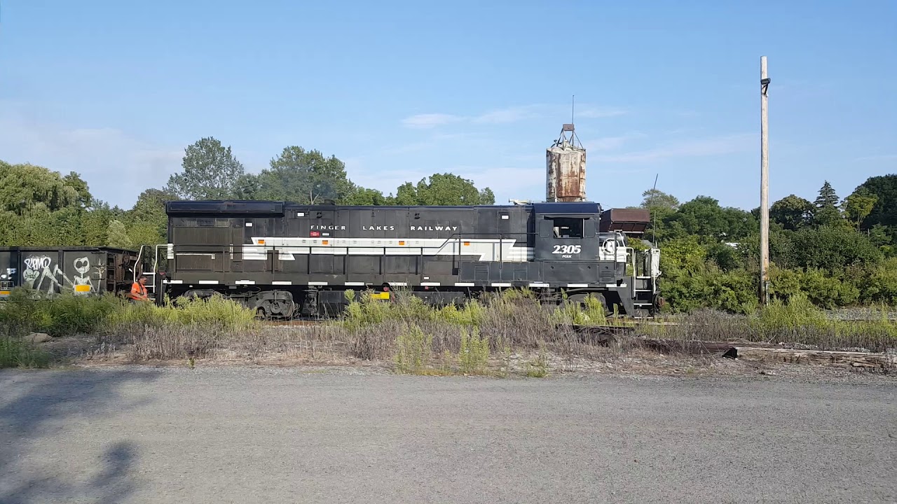 Finger Lakes Railway sorting cars Auburn, NY 9/10/19 vid 4 of 5 YouTube