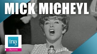 Mick Micheyl "Un gamin de Paris"  (live officiel) | Archive INA chords