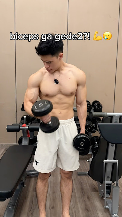 Who doesn't have big biceps? 🥲