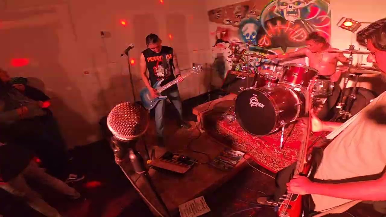 Mula Muerta - Las Batallas Que Perdi / Aqp-2022