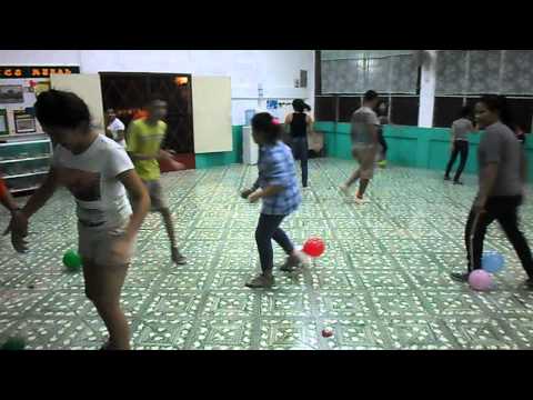juegos-para-niños-y-jovenes---reventando-globos
