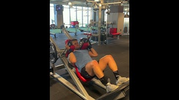 1 1/4 Rep Hack Squat