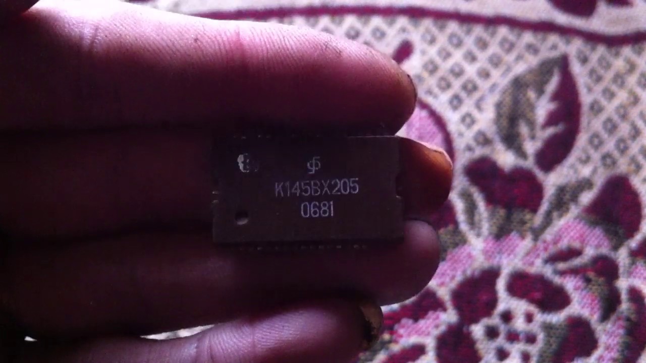 Что внутри в радиодеталях - К145ВХ205 - YouTube