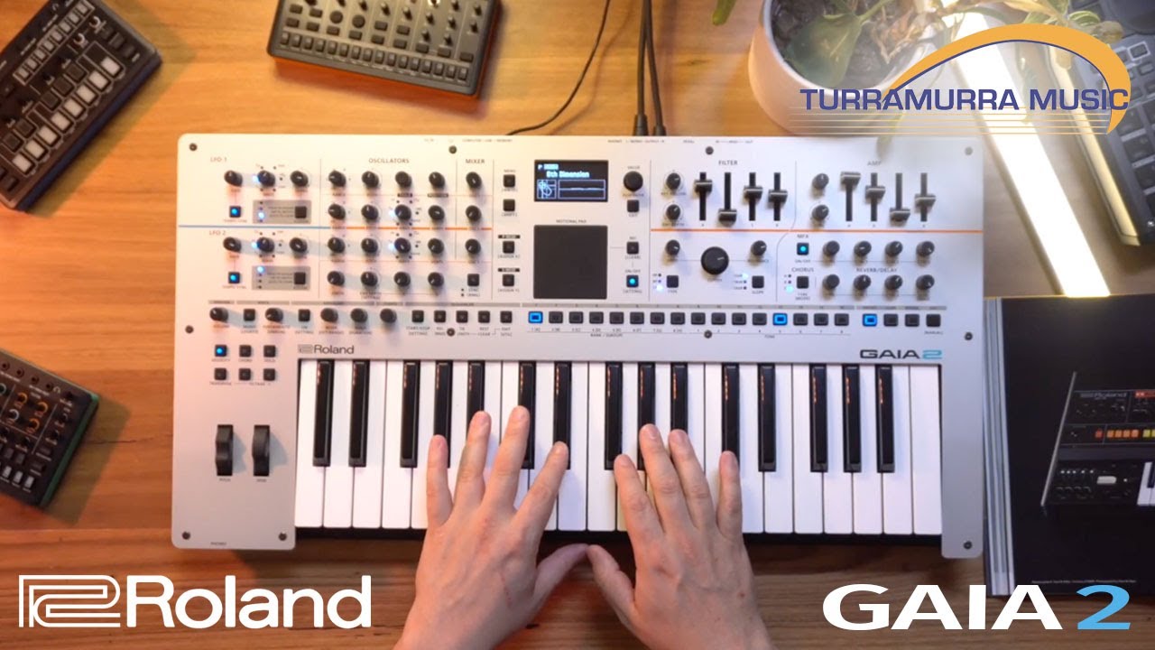 Roland GAIA2 Polyphonic Synthesizer (Sound Only Demo)