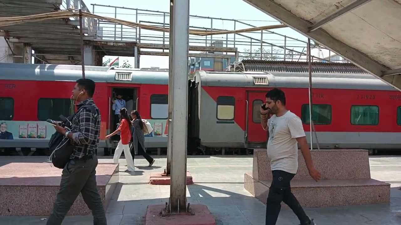 Agar hamari video pasand aye to aap log subscribe jarur karen