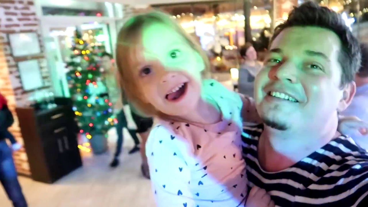 MERGEM la ZIUA CRISTINEI! Toata Familia la Zi de Nastere