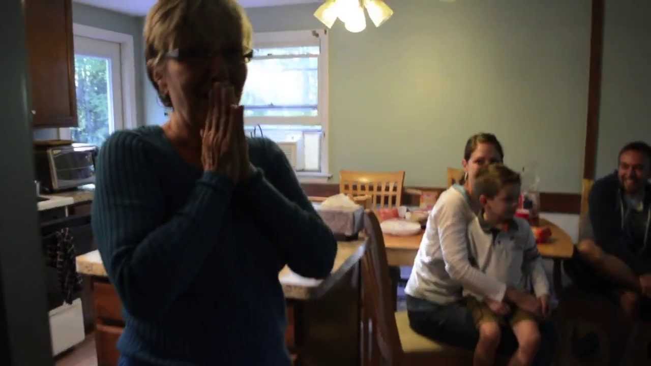 Amazing Reaction to Pregnancy Reveal (Bun in the Oven) YouTube