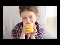 Диетолог Бородина предупредила о вреде соков для детей