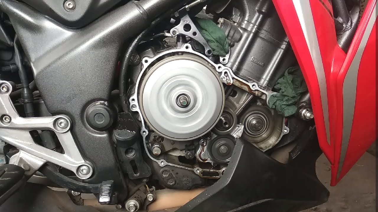 Honda CBR 250R Engine Noise in Tamil / Rockfort Motor Works - YouTube