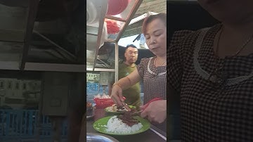 cơm tấm sườn 20k sáng 3 gìơ bán tại ngã tư lộ ngang trung an. tiền giang.  vinhhoi.vlog660