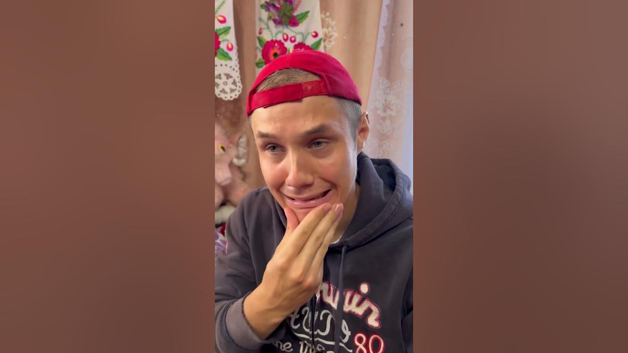 Батя у бабки😀 - YouTube