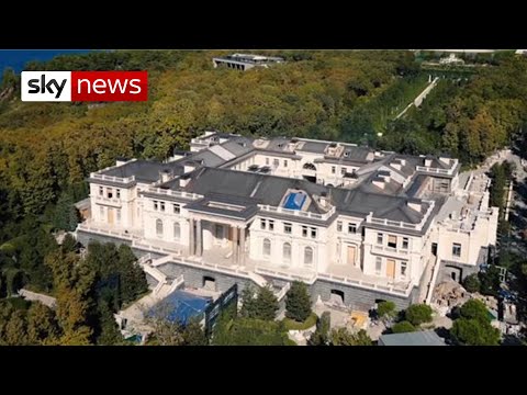 Estate dubbed 'Putin's Palace' under pressure following Navalny investigation.
