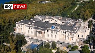 Estate dubbed 'Putin's Palace' under pressure following Navalny investigation