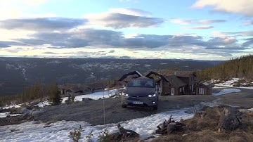 Tesla software update 8.1 for AP 2.0