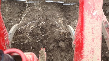 Sunflower 4233 chisel plow different soil types