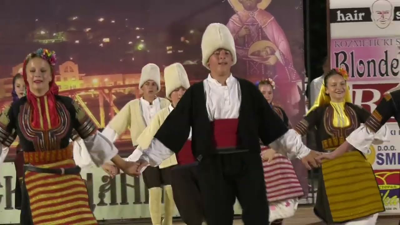 U Vladičinom Hanu veče folklora - dečji ansambl KUD 