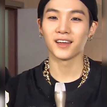 Reaksi member #bts saat liat Video debut pertama..