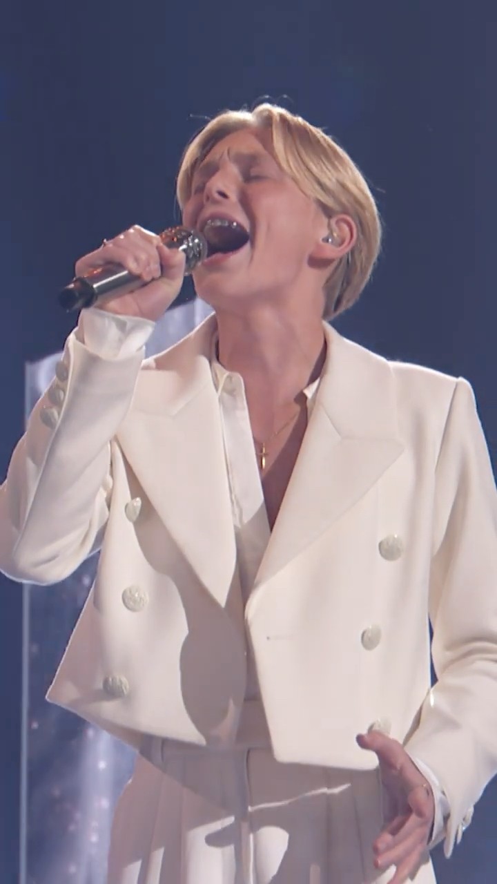 You won't believe his voice! ? #agt