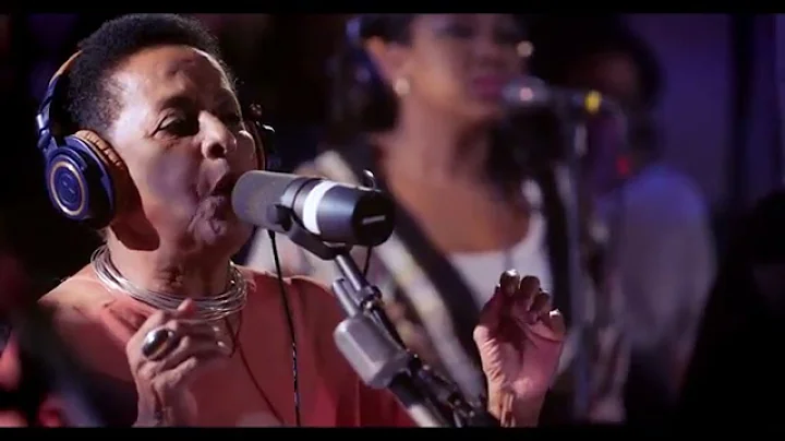 Snarky Puppy feat. Susana Baca and Charlie Hunter ...
