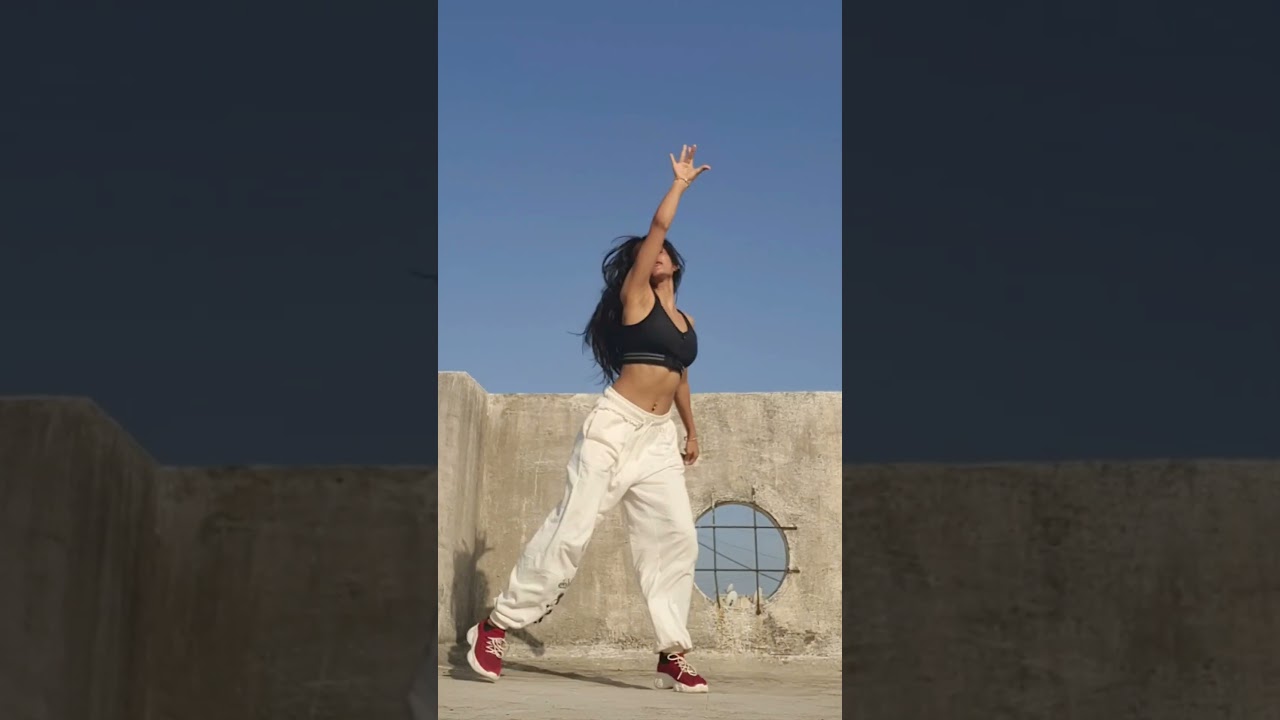 Touch Me dance cover by Tanya Mandal |Full Song | Dhoom:2 | Abhishek Bachchan | Bipasha Basu | KK