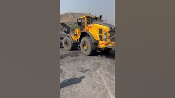 VOLVO WHEEL LOADED L150H #wheelloader #loader #loading #wheels #working #volvo #video #viralvideo