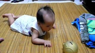 99.07.30[8M09D] 會爬啦(二)