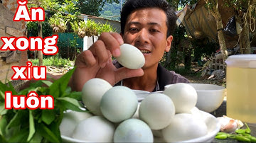 THỬ THÁCH ĂN HẾT MÂM TRỨNG VỊT LỘN LUỘC NƯỚC DỪA | Vlog Food