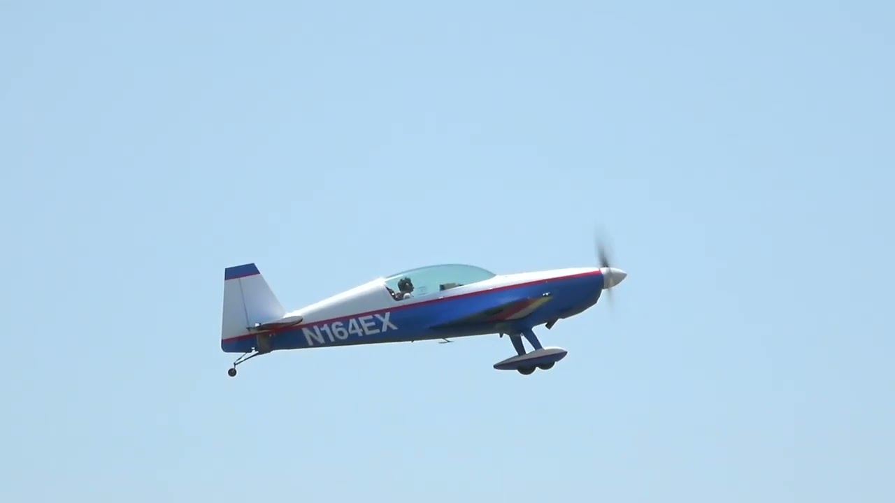 Extra N164EX and N300BL departing KHWY on 061922